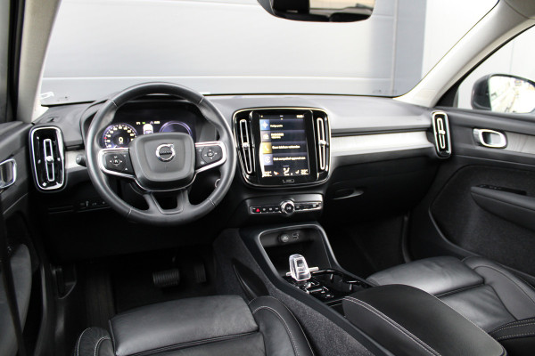 Volvo XC40 1.5 T5 Recharge Inscription | NAP! | ACC | STOEL+STUURVERWARMING | CAMERA | KEYLESS | CARPLAY |