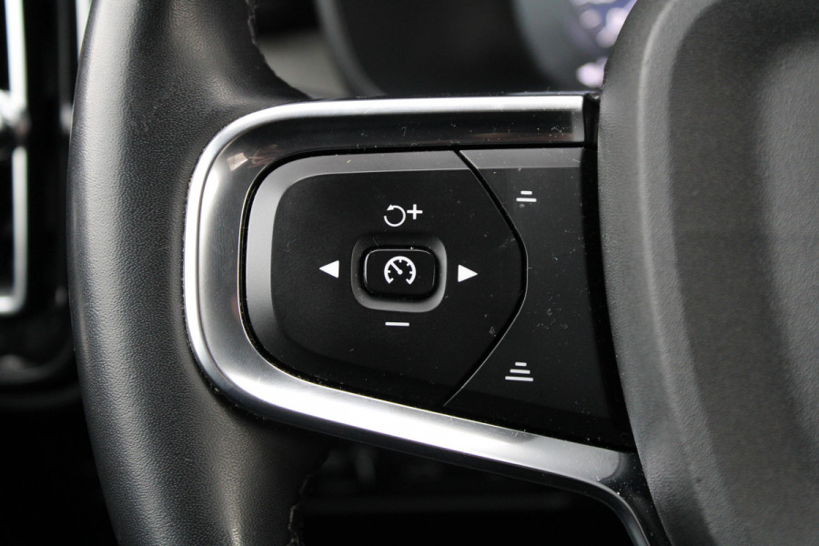 Volvo XC40 1.5 T5 Recharge Inscription | NAP! | ACC | STOEL+STUURVERWARMING | CAMERA | KEYLESS | CARPLAY |