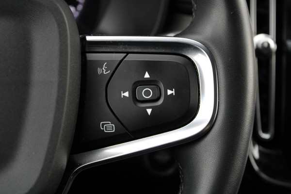 Volvo XC40 1.5 T5 Recharge Inscription | NAP! | ACC | STOEL+STUURVERWARMING | CAMERA | KEYLESS | CARPLAY |