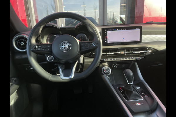 Alfa Romeo Tonale 1.3T PHEV Ti 280PK PHEV | Stoelverwarming | 360 Camera