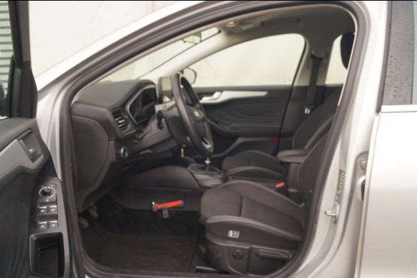 Ford Focus Wagon 1.0 EcoBoost Hybrid Trend Edition Business -NAVI-CAM-