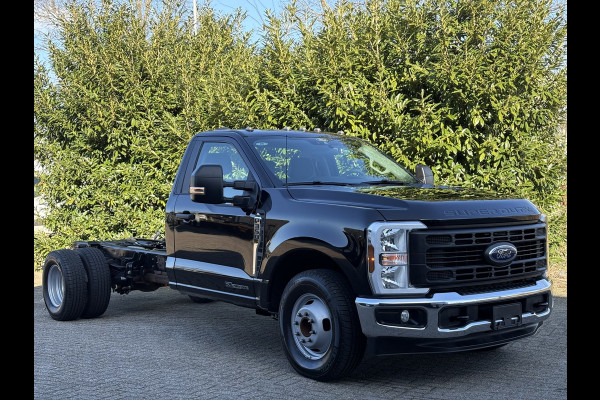Ford USA F-350 6.7L Turbo V8 Power Stroke Chassis DRW