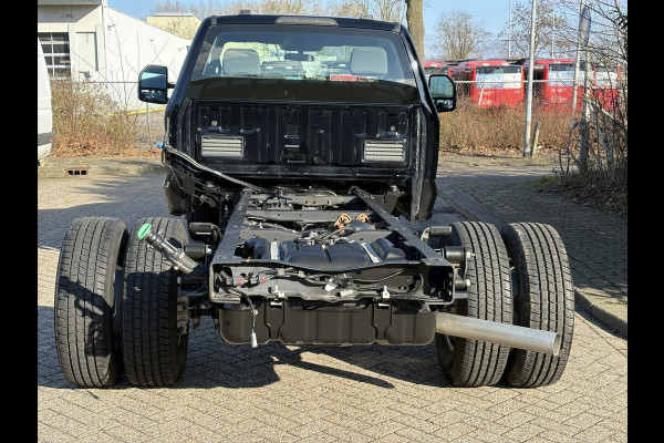 Ford USA F-350 6.7L Turbo V8 Power Stroke Chassis DRW