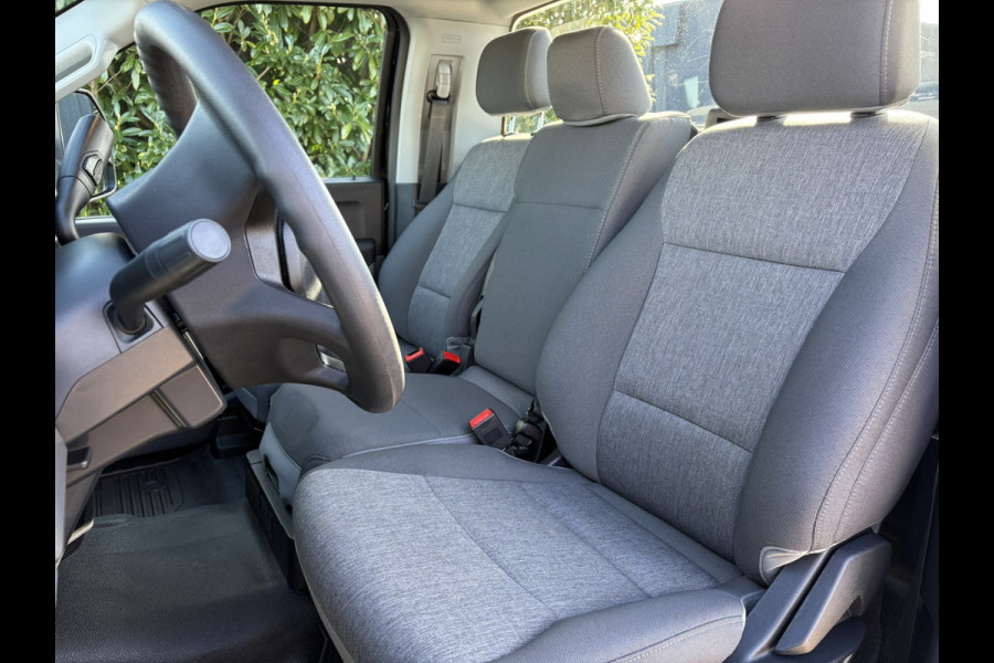 Ford USA F-350 6.7L Turbo V8 Power Stroke Chassis DRW