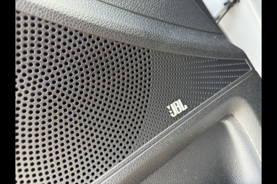 Kia Ceed Sportswagon 1.0 T-GDi MHEV Design Edition Automaat JBL | Stoel- en Stuurverwarming | Lane Assist | Dode Hoek Assistentie | Navi | Apple Carplay & Android Auto |