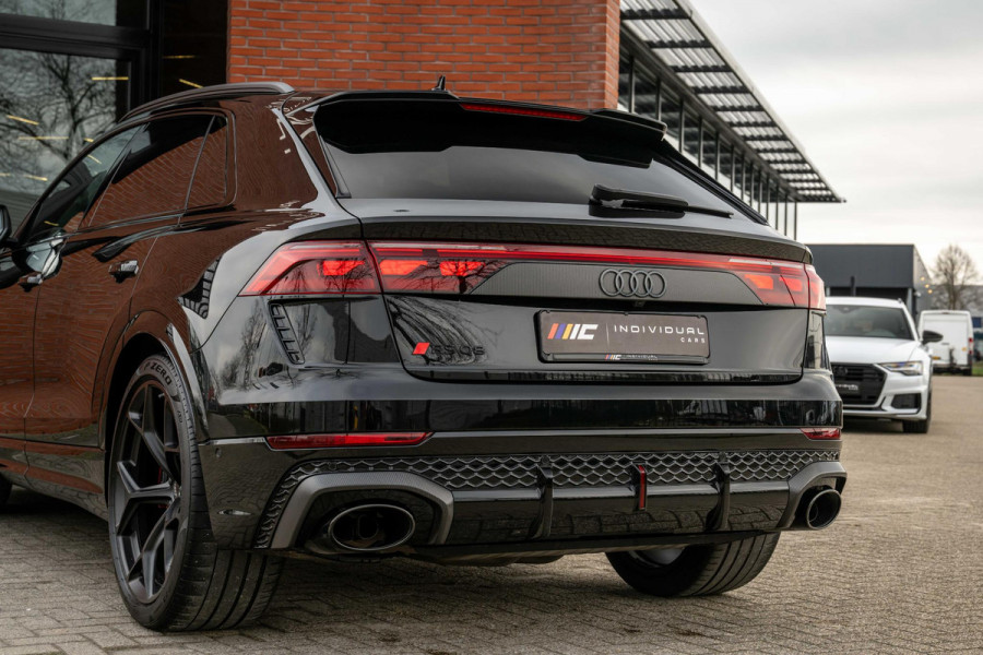 Audi RSQ8 4.0 TFSI Performance 640pk Carbon Nightv. 305 km/h