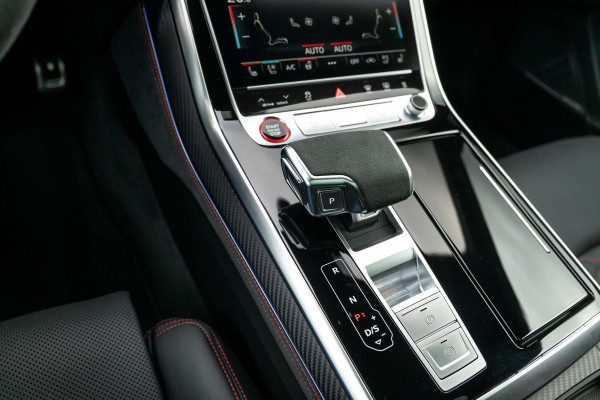 Audi RSQ8 4.0 TFSI Performance 640pk Carbon Nightv. 305 km/h