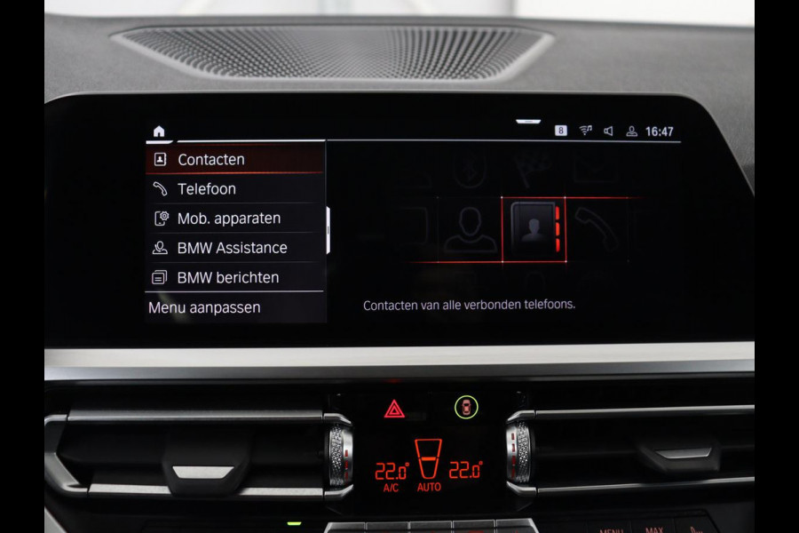 BMW 3-serie 318d Sport Line | Stoelverwarming | Sportstoelen | Carplay | Live Cockpit | Half leder | Navigatie | Full LED | Parkeerhulp | Cruise control