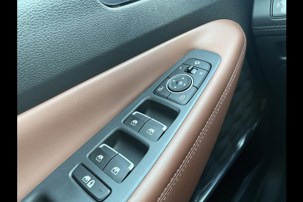 Hyundai Santa Fe 1.6 T-GDI PHEV Premium 7p. | Trekhaak | Leder | 360 Camera | Stoel- Ventilatie & Verwarming |