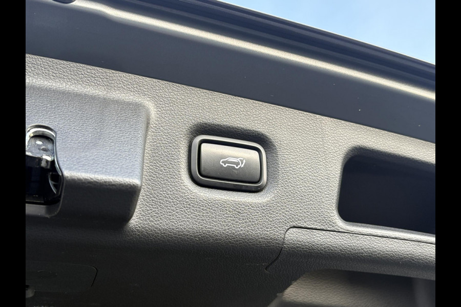 Hyundai Santa Fe 1.6 T-GDI PHEV Premium 7p. | Trekhaak | Leder | 360 Camera | Stoel- Ventilatie & Verwarming |