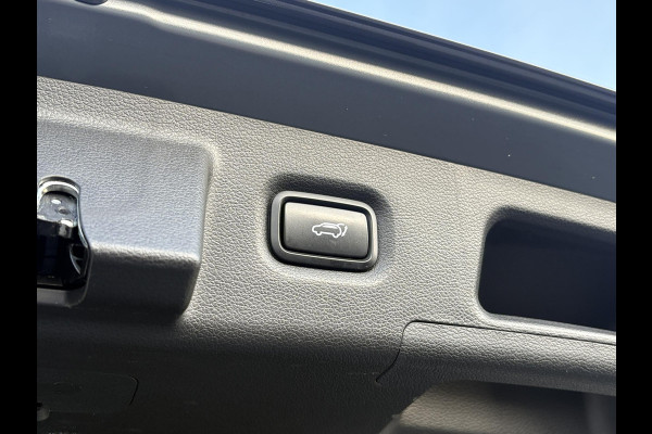 Hyundai Santa Fe 1.6 T-GDI PHEV Premium 7p. | Trekhaak | Leder | 360 Camera | Stoel- Ventilatie & Verwarming |