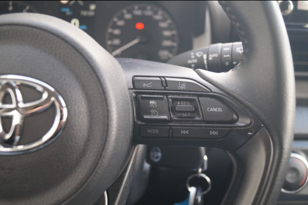 Toyota Yaris 1.5 VVT-i 125pk Active -AIRCO-CRUISE-CAM-