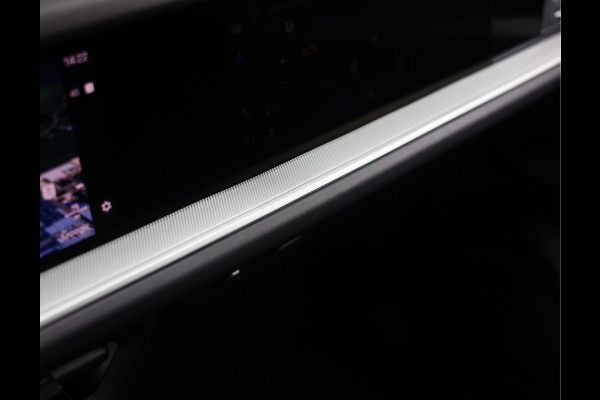 Porsche Cayenne Coupé 3.0 E-Hybrid | Pano - Trekhaak - Sport Chrono