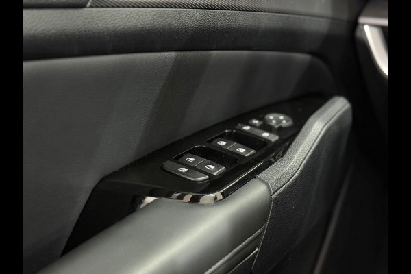 Kia Sportage 1.6 T-GDi Plug-in Hybrid 265PK AWD DynamicLine | Launch Edition | Panorama | Comfort-Pakket | LED | Camera |