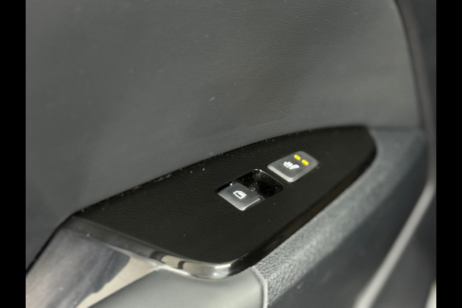 Kia Sportage 1.6 T-GDi Plug-in Hybrid 265PK AWD DynamicLine | Launch Edition | Panorama | Comfort-Pakket | LED | Camera |