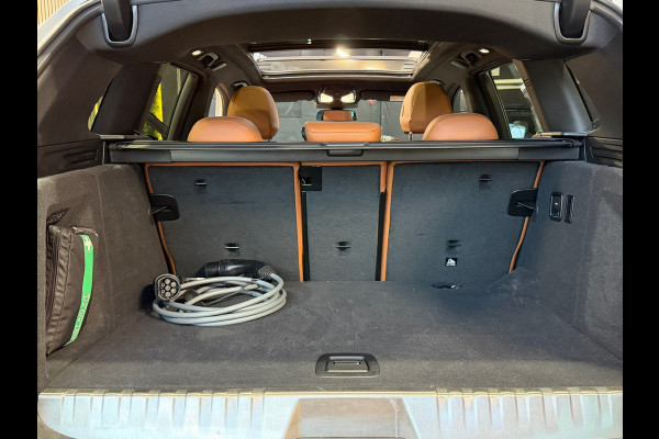 BMW X3 GERESERVEERD! XDrive30e High Executive M-SPORT|PANO|HuD|LASER|CARPLAY|TREKHAAK|SFEERVERLICHTING|STUURVERWARMING|292PK