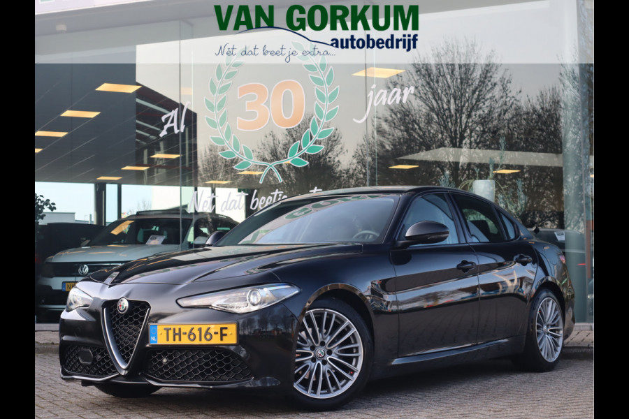 Alfa Romeo Giulia 2.0T Super / Adaptive CC