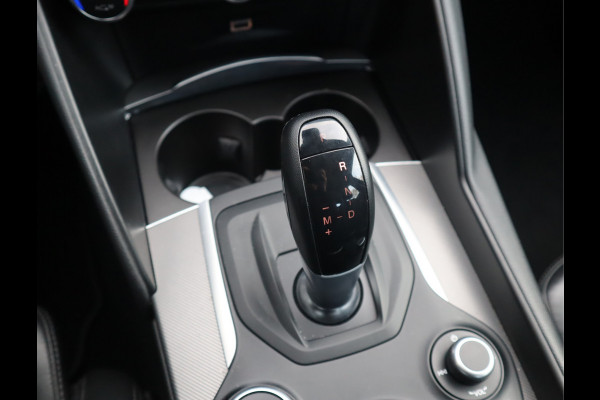 Alfa Romeo Giulia 2.0T Super / Adaptive CC