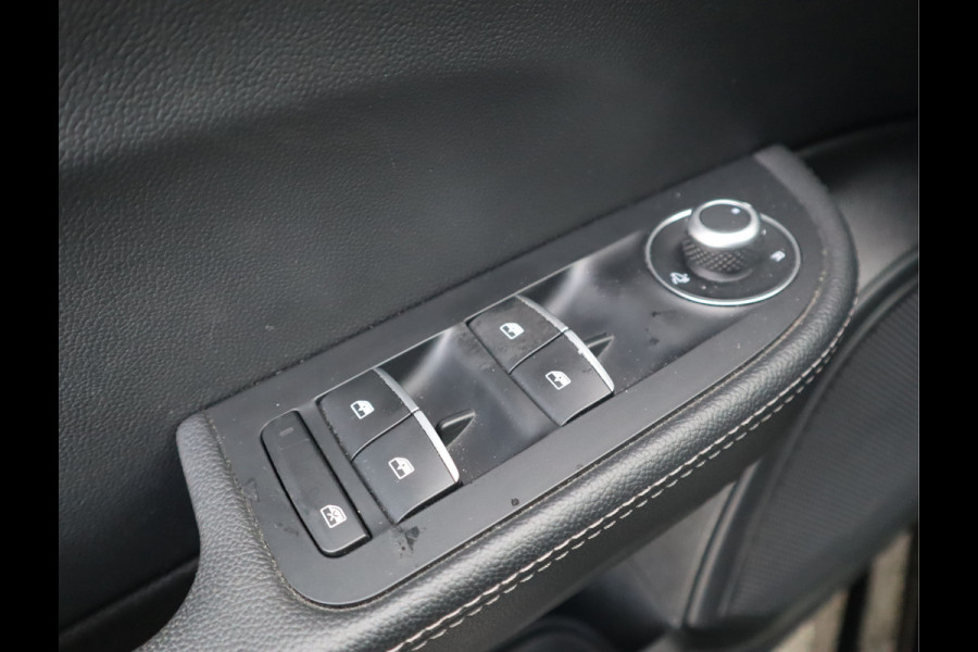 Alfa Romeo Giulia 2.0T Super / Adaptive CC