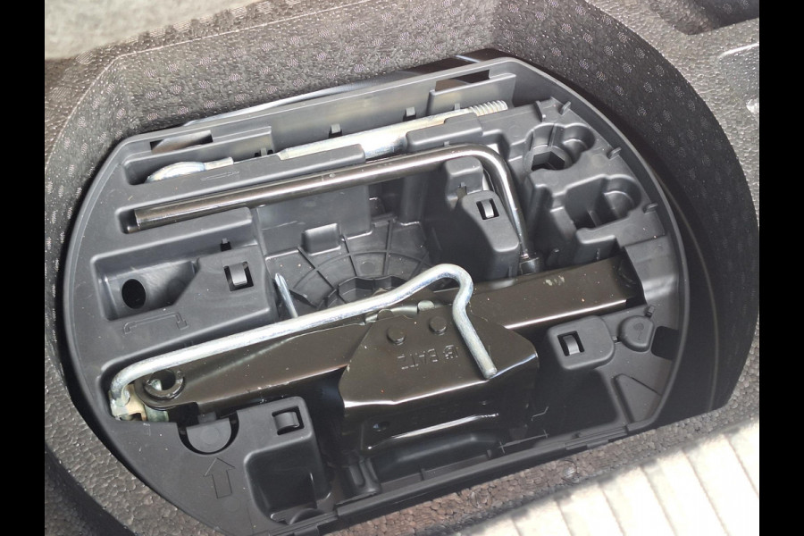 Citroën C3 Aircross 1.2 Automaat S&S Feel | Two Tone | Airco | Cruise control |