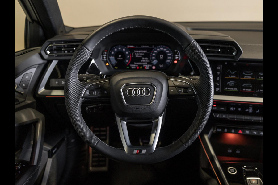 Audi A3 Sportback 35 TFSI S edition / 150pk / Panorama dak / Sonos / Achteruitrij camera /