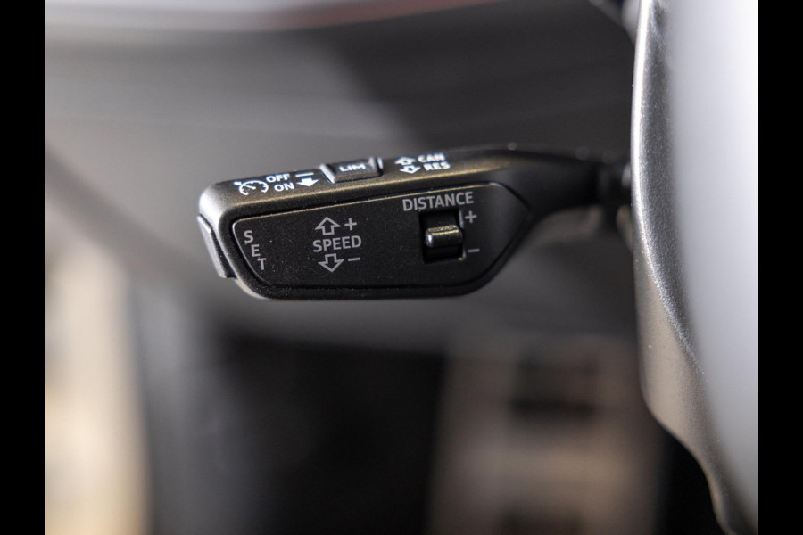 Audi A3 Sportback 35 TFSI S edition / 150pk / Panorama dak / Sonos / Achteruitrij camera /