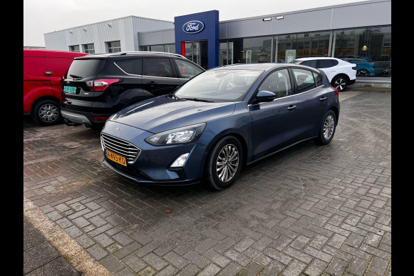 Ford Focus 1.5 EcoBoost Titanium Business | 150pk | Winterpack | Adaptieve cruise | Trekhaak |