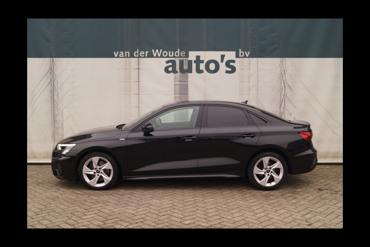 Audi A3 Limousine 30 TFSI Automaat S-Line Edition -NAVI-ECC-LED-
