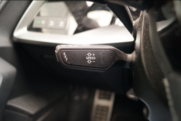 Audi A3 Limousine 30 TFSI Automaat S-Line Edition -NAVI-ECC-LED-