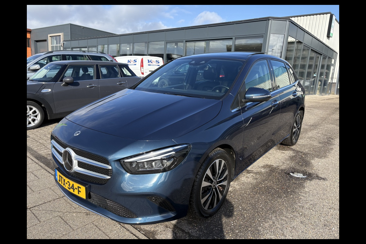 Mercedes-Benz B-Klasse 250 e Premium Plus Panodak
