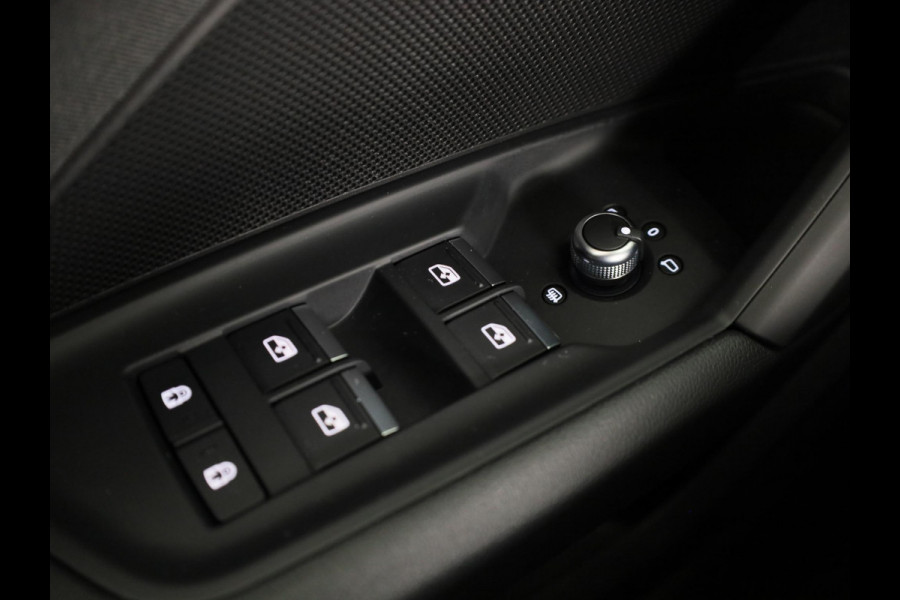 Audi A3 Sportback 30 TFSI Pro Line 110 pk S-tronic | Verlengde garantie | Navigatie via App | Parkeersensoren achter | LED koplampen |