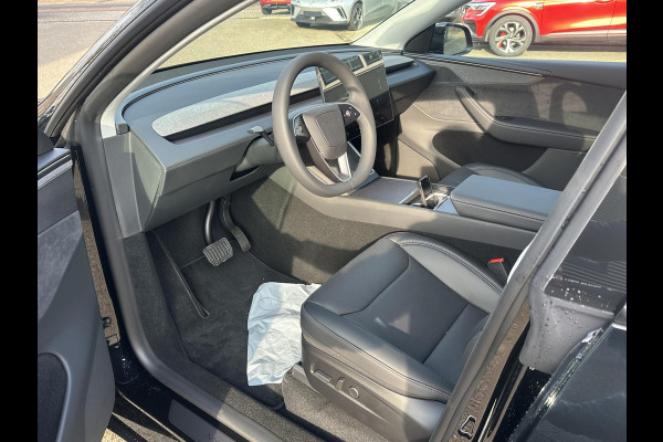 Tesla Model Y Premium Long Range AWD 75 kWh NIEUWE AUTO – DIRECT LEVERBAAR! 1E TOELATING 28-01-2026