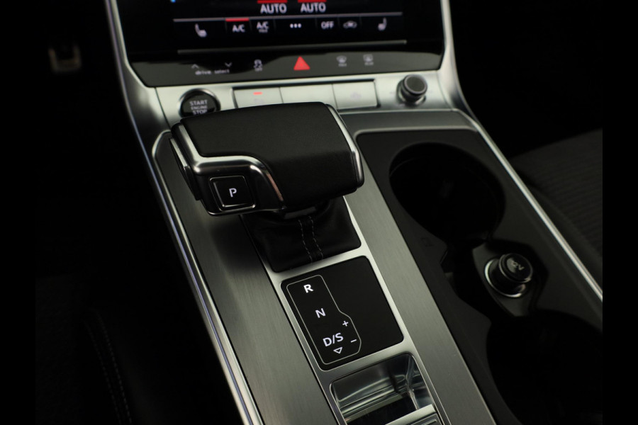 Audi A6 Avant 40 TFSI S edition Competition 204 pk S-tronic | Verlengde garantie | Navigatie | Panoramadak | Parkeersensoren | Achteruitrijcamera | Stoelverwarming | S-Line |