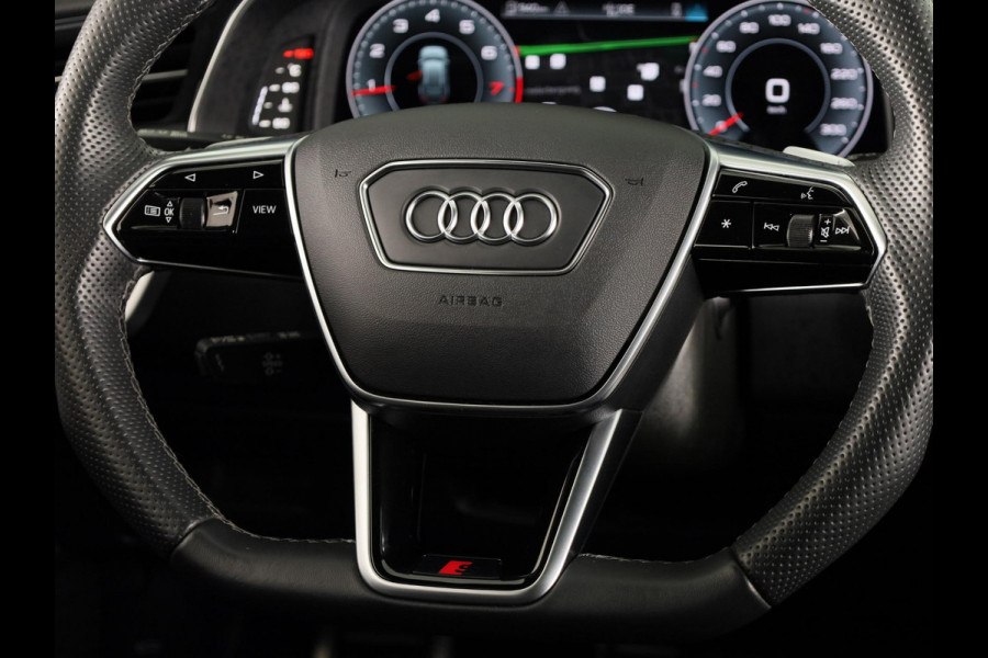 Audi A6 Avant 40 TFSI S edition Competition 204 pk S-tronic | Verlengde garantie | Navigatie | Panoramadak | Parkeersensoren | Achteruitrijcamera | Stoelverwarming | S-Line |