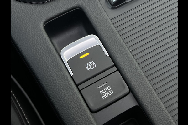 Volkswagen Arteon Shooting Brake 1.4 TSI eHybrid R-Line | Trekhaak | Pano | Matrix LED | ACC