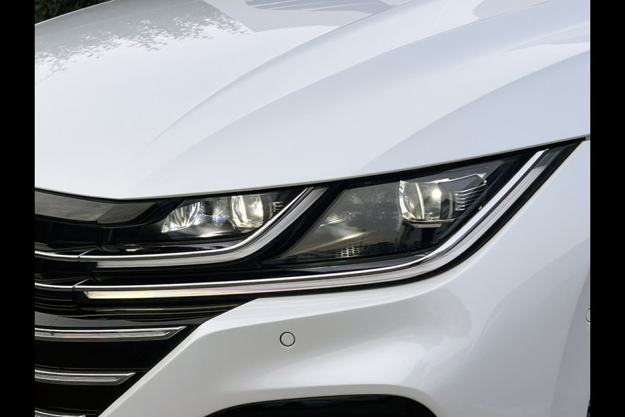 Volkswagen Arteon Shooting Brake 1.4 TSI eHybrid R-Line | Trekhaak | Pano | Matrix LED | ACC