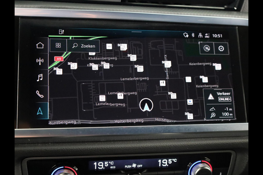 Audi Q3 45 TFSI e Advanced edition 245pk | Navigatie | Sportstoelen | 19 inch lichtmetalen velgen | Stoelverwarming | Adaptieve cruise controle