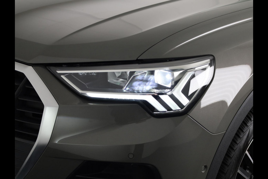 Audi Q3 45 TFSI e Advanced edition 245pk | Navigatie | Sportstoelen | 19 inch lichtmetalen velgen | Stoelverwarming | Adaptieve cruise controle