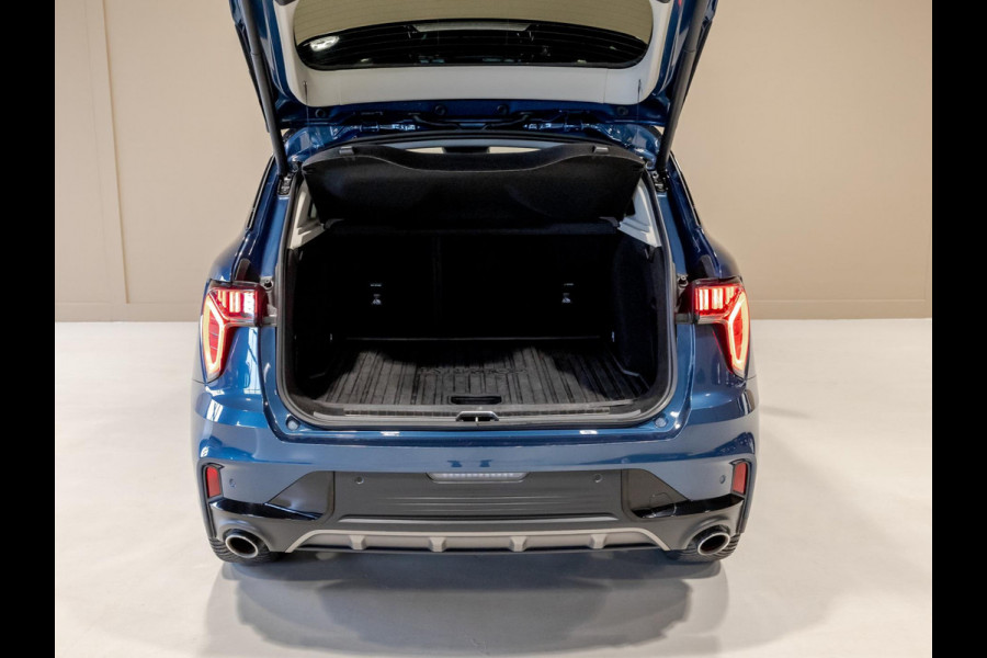 Lynk & Co 01 1.5 / 261pk / Blackstyle