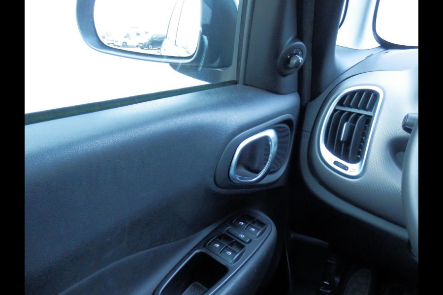 Fiat 500L 105 pk. Lounge I Nav. I Aut. airco I Afn. trekhaak I Panorama da