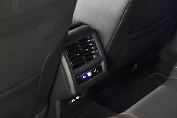 Volkswagen Golf 2.0 TSI GTI CLUBSPORT/NURBURGRING/PANO/LEER/IQ-LIGHT/HUD/MEMORY/VOLL