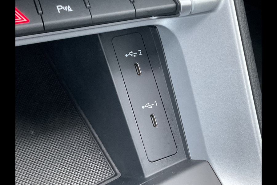 Audi Q3 Sportback 45 TFSI PHEV S Edition Pano.dak Stoelverw. Plug-in