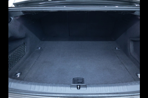 Audi A6 Limousine 45 TFSI Sport S line Edition | 20" LMV | Panoramadak | Adaptive cruise | Navigatie | Stoelverwarming, Parkeersensoren voor en achter