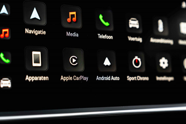 Porsche Cayenne Coupé 3.0 E-Hybrid Platinum Edition Sport Design Luchtvering Pano Soft Black Optic Close 22''