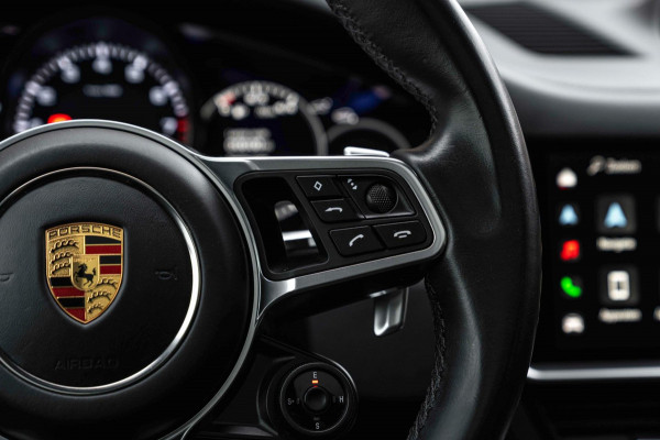 Porsche Cayenne Coupé 3.0 E-Hybrid Platinum Edition Sport Design Luchtvering Pano Soft Black Optic Close 22''