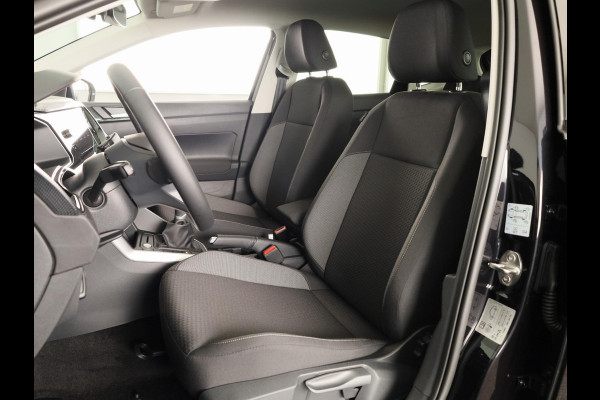 Volkswagen Polo GP Life Edition 1.0 95 pk 5 versn. Hand | 15" LM | Stoelverwarming | Camera |