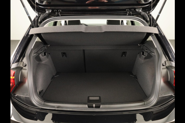 Volkswagen Polo GP Life Edition 1.0 95 pk 5 versn. Hand | 15" LM | Stoelverwarming | Camera |