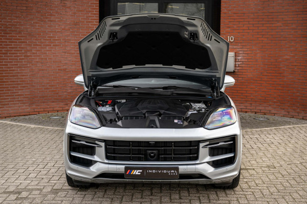 Porsche Cayenne 3.0 E-Hybrid SportDesign 4-Wielsturing InnoDrive