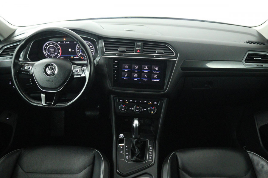Volkswagen Tiguan Allspace 1.4 TSI Highline 7p. (TREKHAAK, VIRTUAL, STOELVERWARMING, CAMERA, LEDER, LED)
