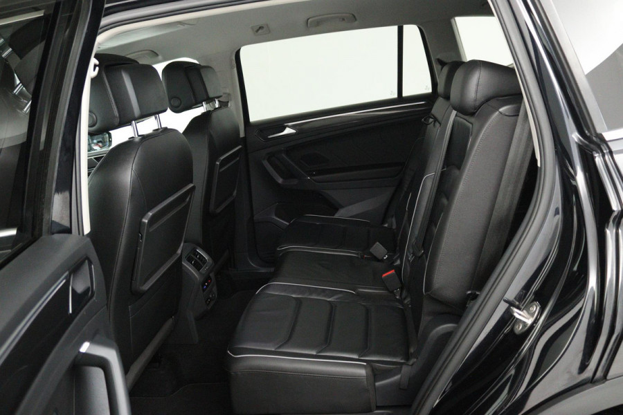 Volkswagen Tiguan Allspace 1.4 TSI Highline 7p. (TREKHAAK, VIRTUAL, STOELVERWARMING, CAMERA, LEDER, LED)